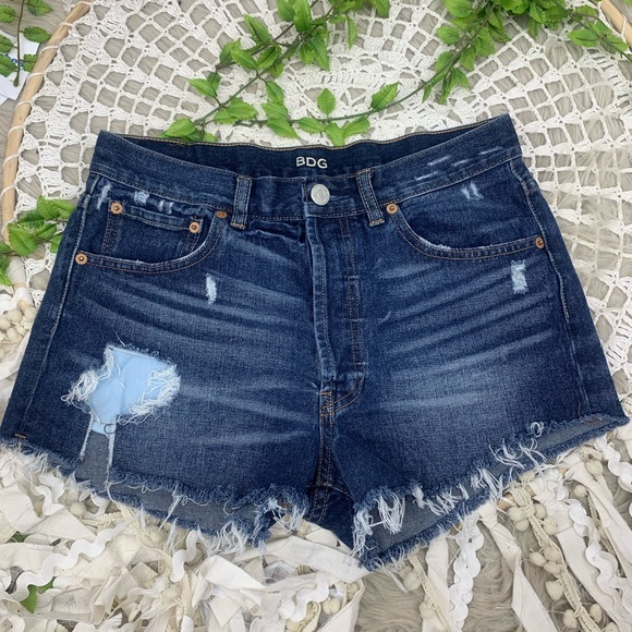 Urban Outfitters BDG Button Fly Distressed Shorts - Picture 2 of 11